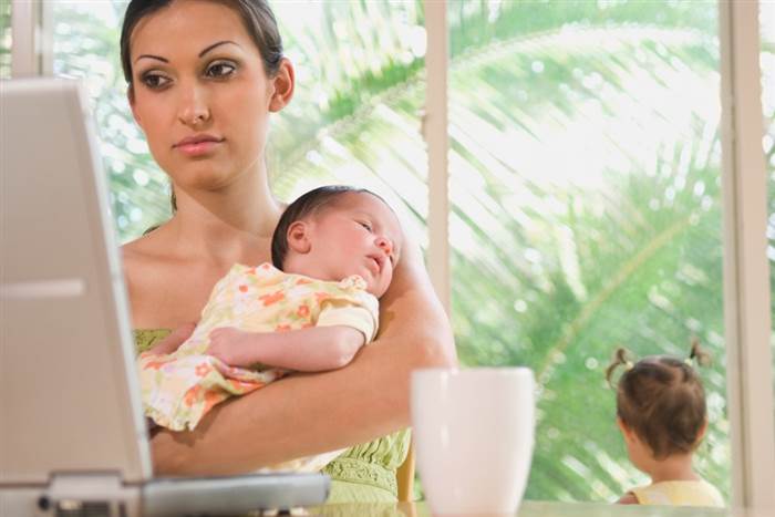 මව්පිය ආතතිය සඳහා සහනය ගෙන ඒමට උපකාර වන කරුණු 10ක්