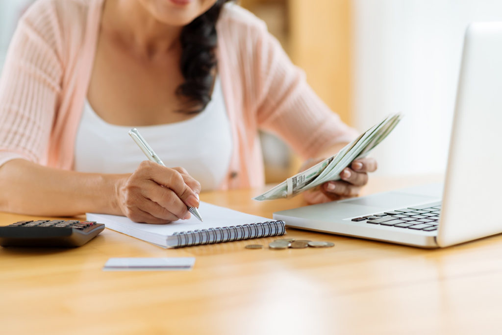 Distributing family budget