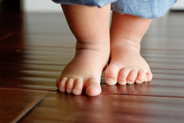 baby_feet