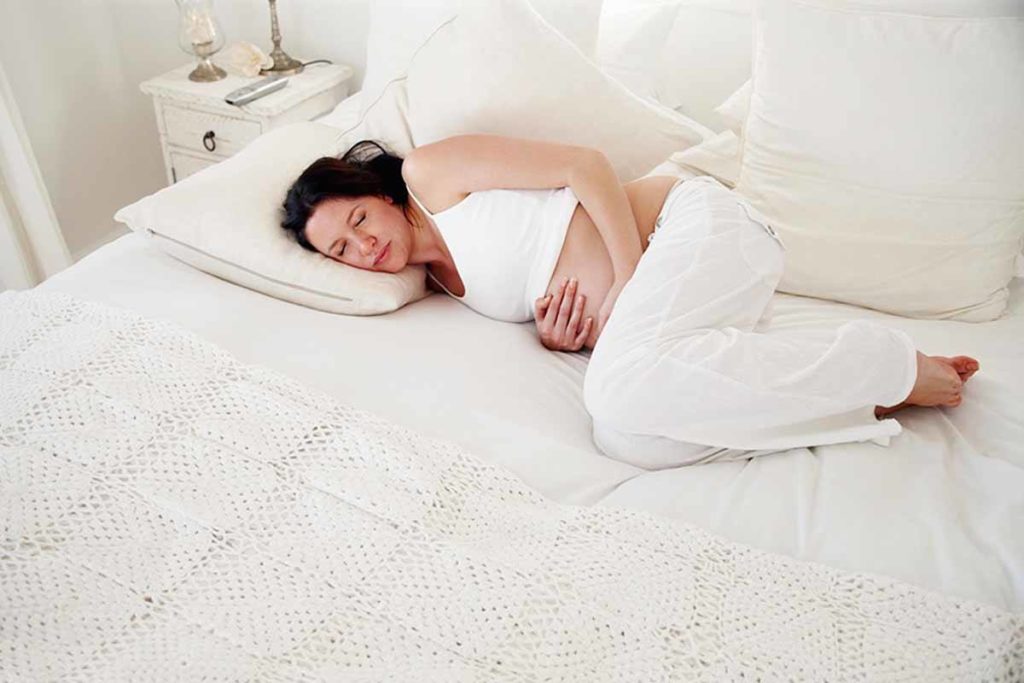 pregnanat_mother_feeling_not_well