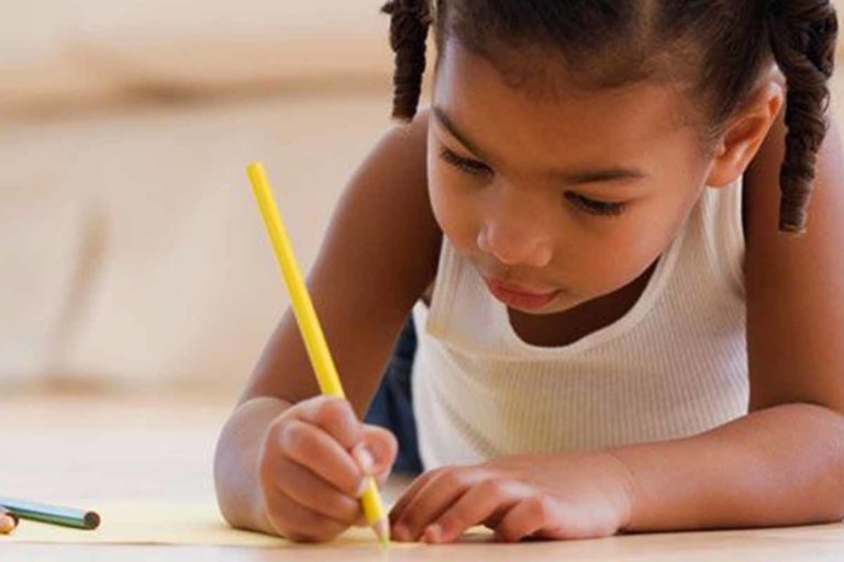 child-using-left-hand